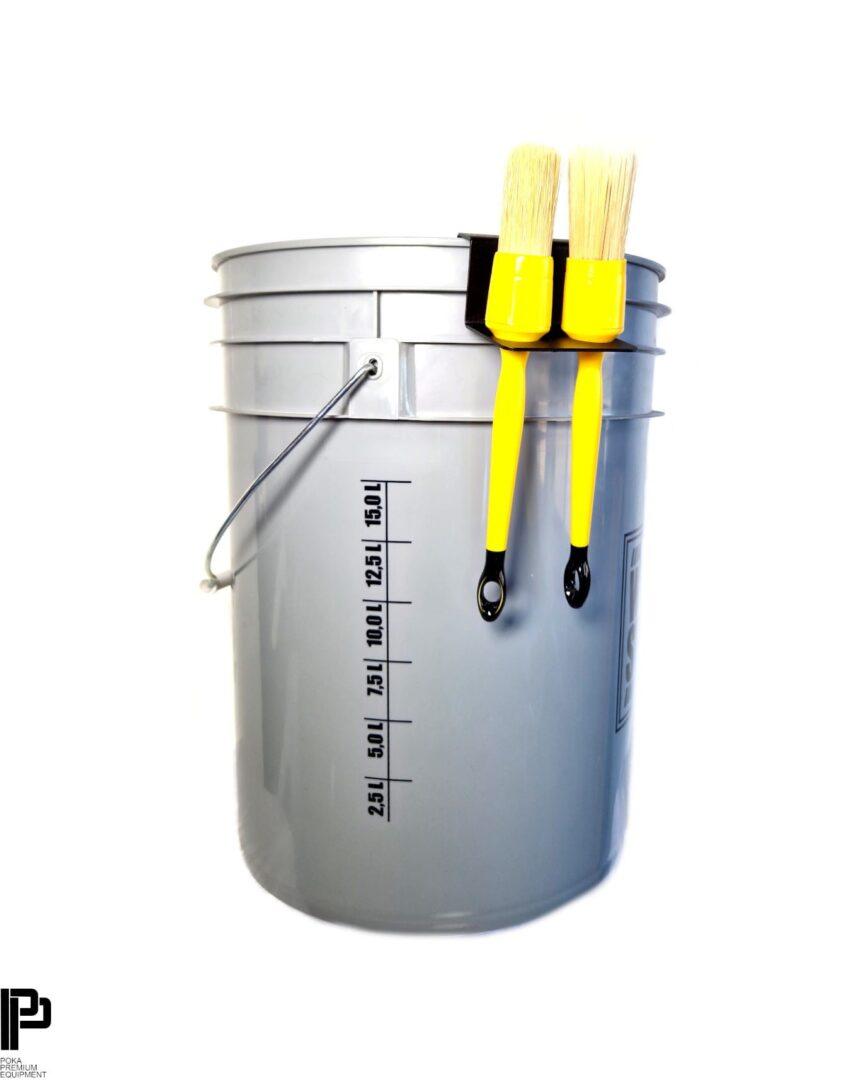 Poka Premium Bucket Mounted Brush Holder 3/4